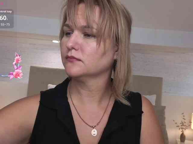 Olivia-muse Live Webcam on BongaCams