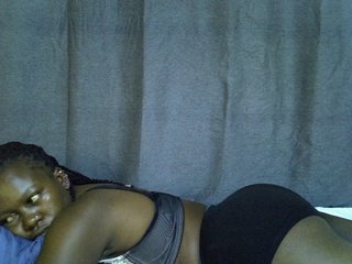 Pretty-vee's Live Webcam