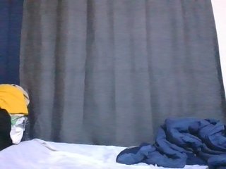 Pretty-vee's Live Webcam