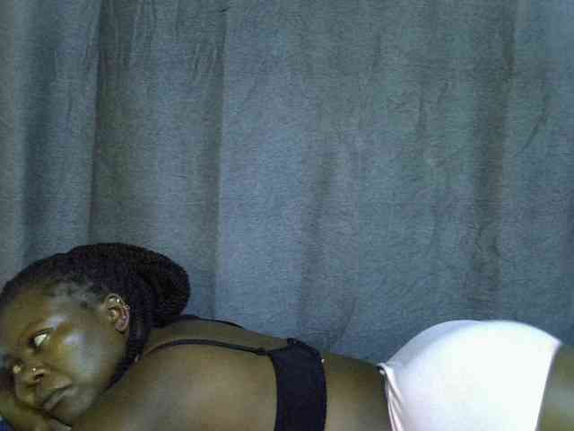 Pretty-vee - Girl 
