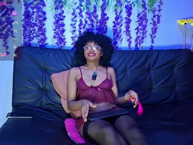 Xxcristalxx live cam on BongaCams