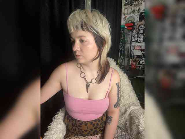 VandalGirl6 webcam