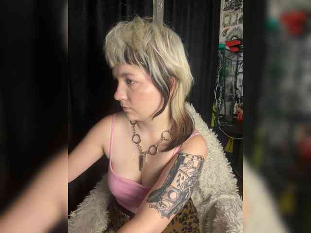 VandalGirl6 webcam