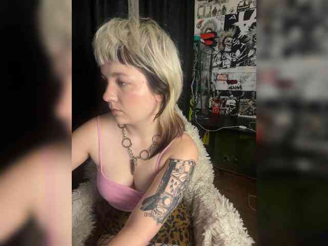 VandalGirl6 webcam