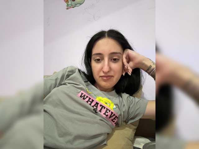 Alenushhh1 live cam on BongaCams