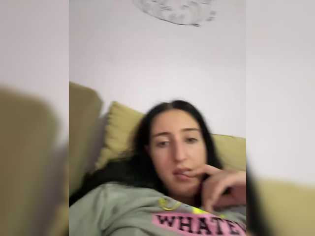 Alenushhh1 live cam on BongaCams
