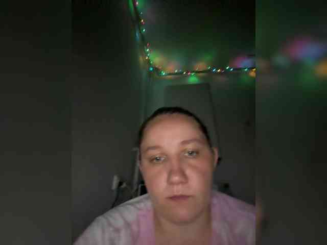 Maya125812 webcam