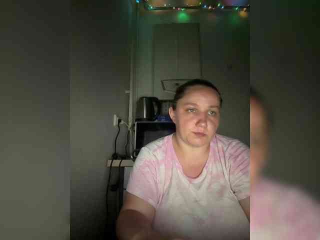 Maya125812 webcam