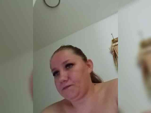 Maya125812 webcam