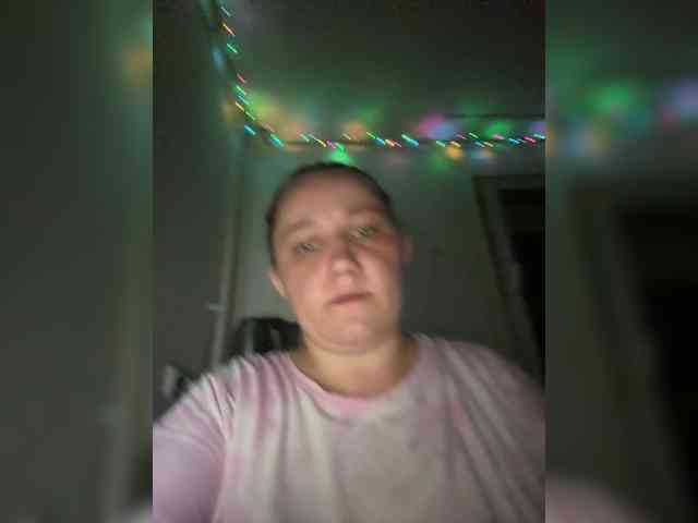 Maya125812 webcam