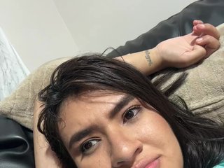 LaraFoxx Porn Show