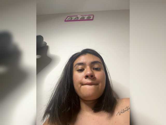 LaraFoxx live cam