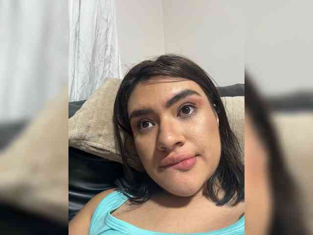 LaraFoxx webcam