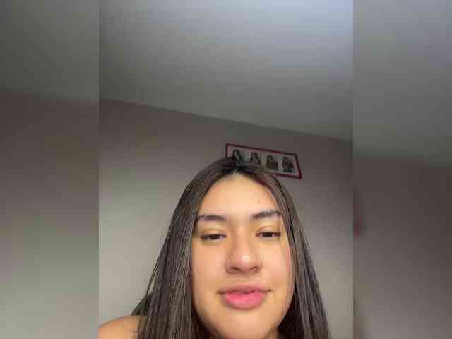 LaraFoxx webcam