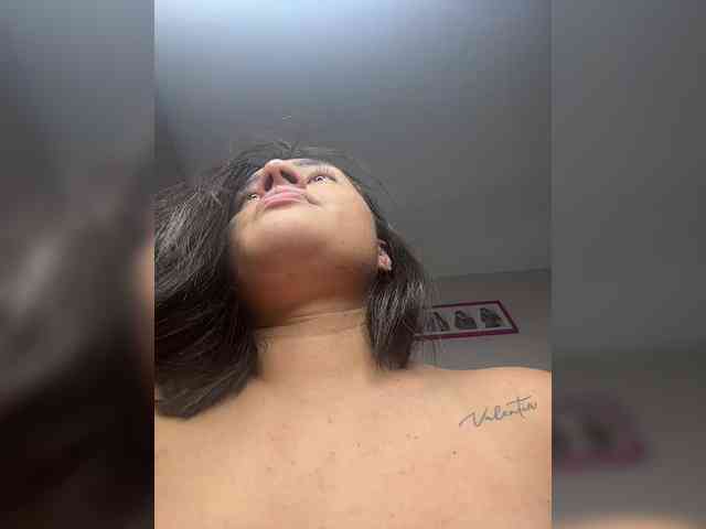 LaraFoxx LaraFoxx