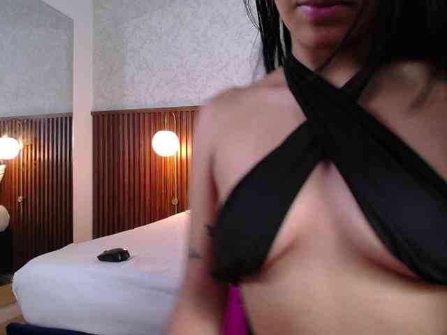 ThaniaPrincess webcam