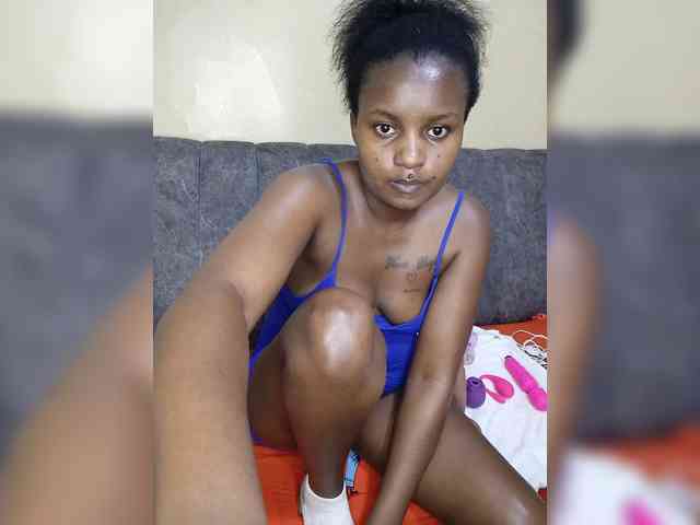 Sweetberry71 webcam