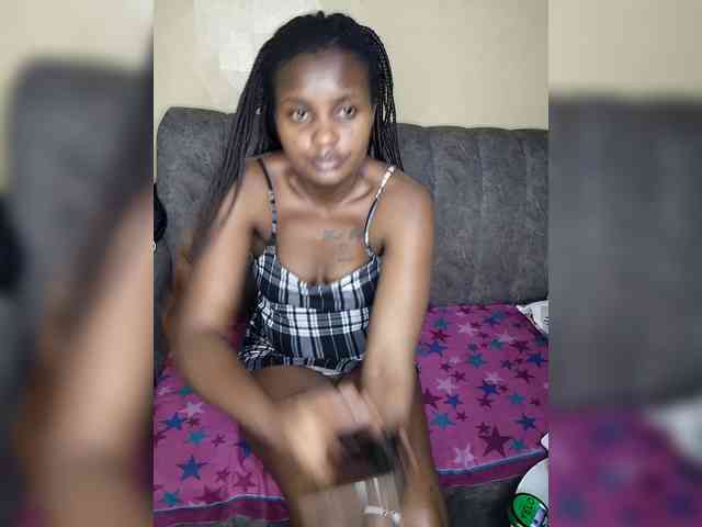 Sweetberry71 webcam