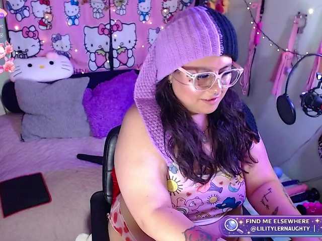 lulupuppy live cam on BongaCams