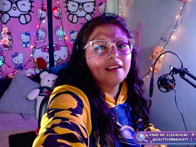 lulupuppy live cam on BongaCams