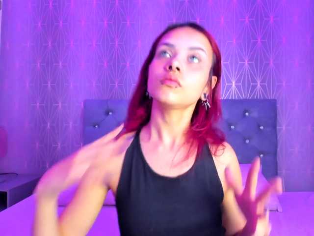 Eryz-dark-veyls live cam on BongaCams