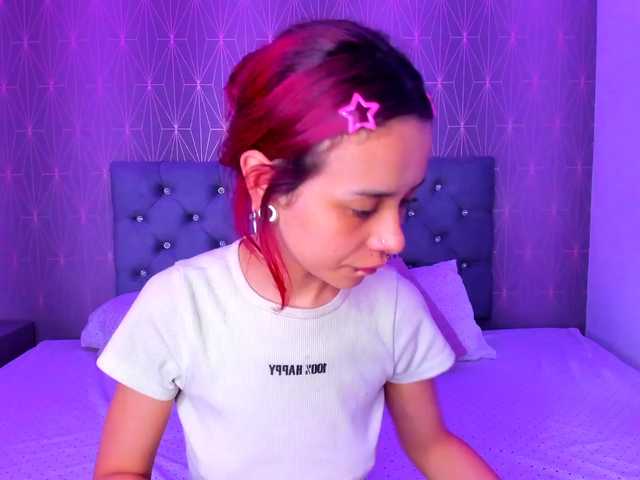 Eryz-dark-veyls live cam on BongaCams
