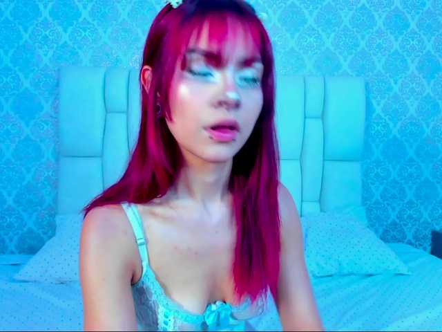 Eryz-dark-veyls live cam on BongaCams