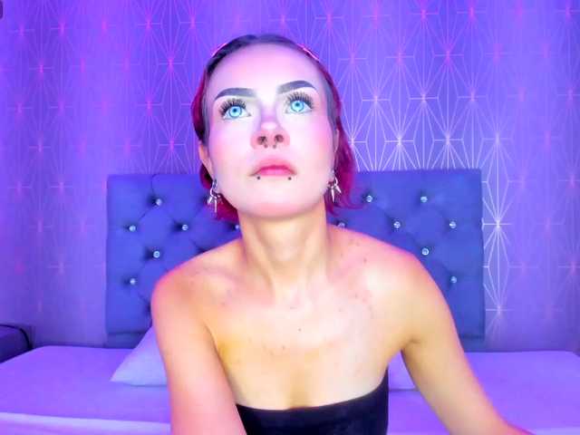 Eryz-dark-veyls live cam on BongaCams