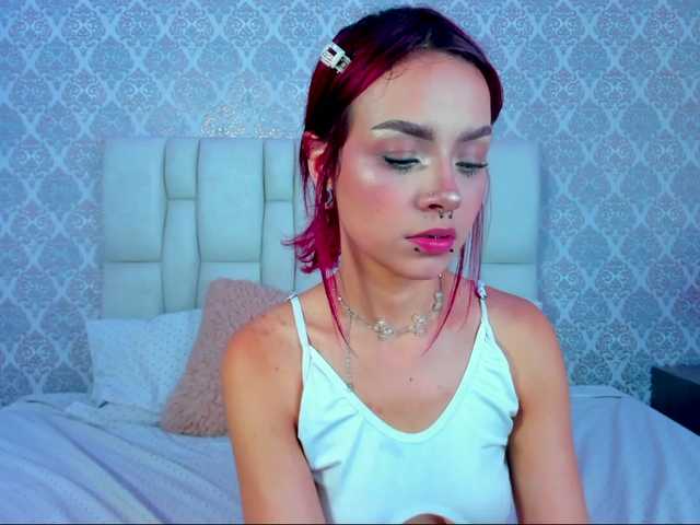 Eryz-dark-veyls live cam on BongaCams