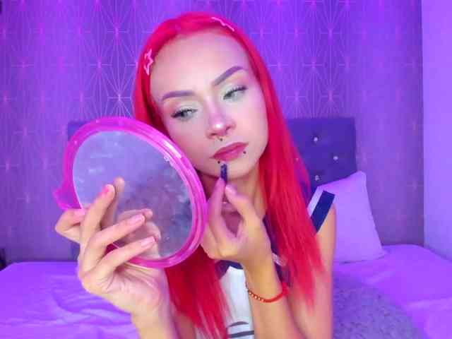 Eryz-dark-veyls webcam