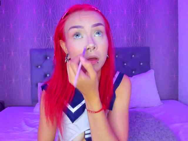 Eryz-dark-veyls webcam