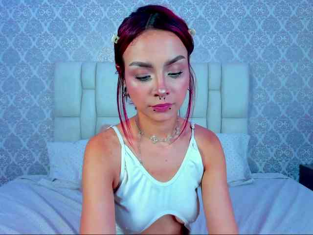 Eryz-dark-veyls webcam