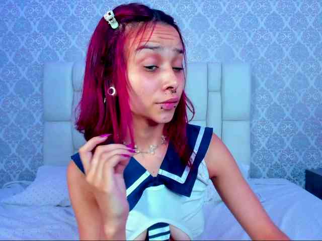 Eryz-dark-veyls webcam
