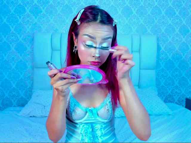 Eryz-dark-veyls webcam