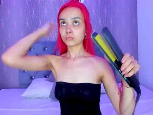 Eryz-dark-veyls webcam