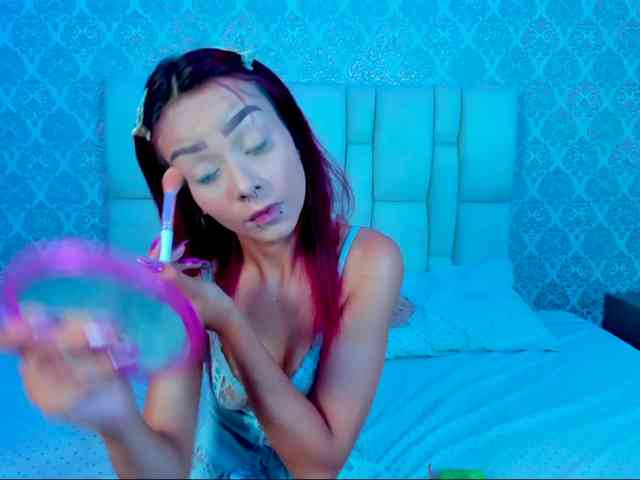 Eryz-dark-veyls webcam