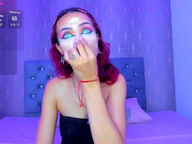 Eryz-dark-veyls webcam