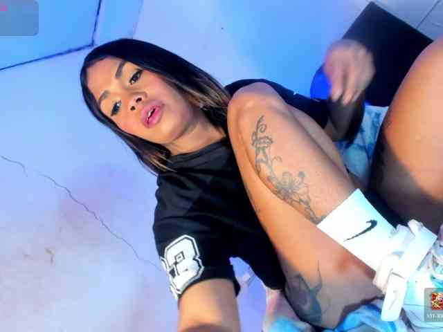 Keylahot19 Live Webcam on BongaCams