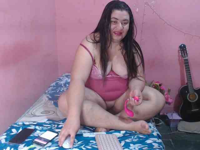 Modelo: thaisbbw