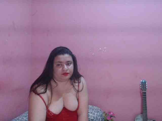 Modelo: thaisbbw