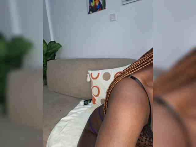 Sweetebonyfordaddy1 webcam