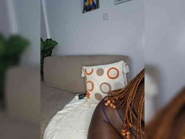 Sweetebonyfordaddy1 webcam