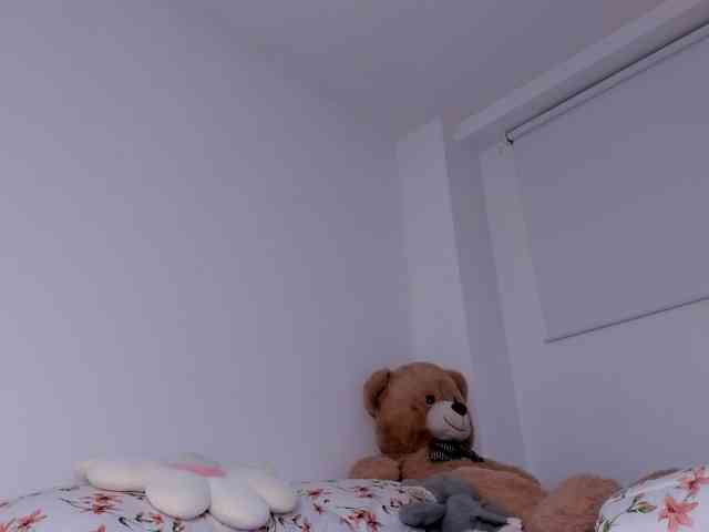 NikiCox1 webcam