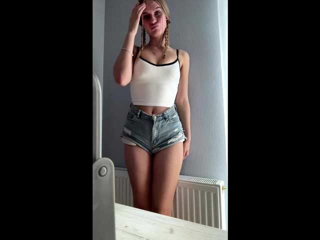 JudieBarkenhagen live cam on BongaCams