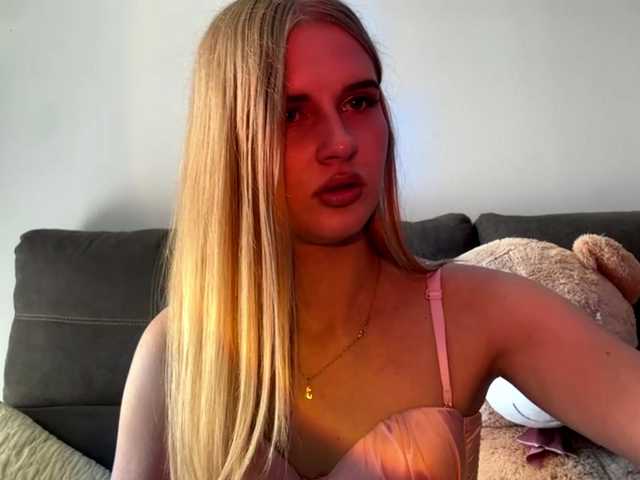 JudieBarkenhagen live cam on BongaCams