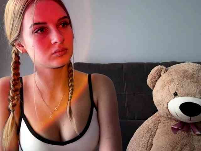 JudieBarkenhagen Live Webcam on BongaCams