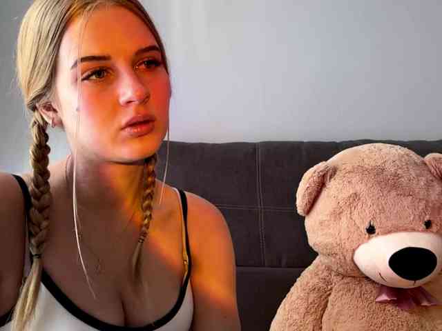 JudieBarkenhagen Live Webcam on BongaCams