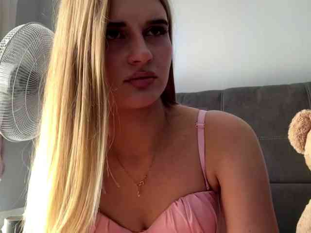 JudieBarkenhagen webcam