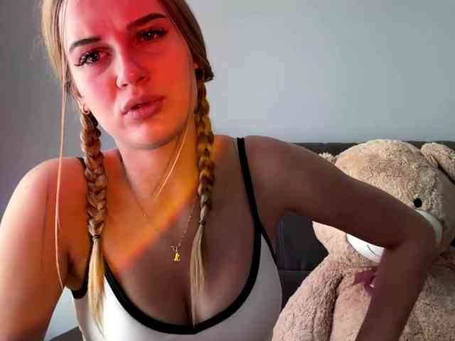 JudieBarkenhagen Live Webcam on BongaCams