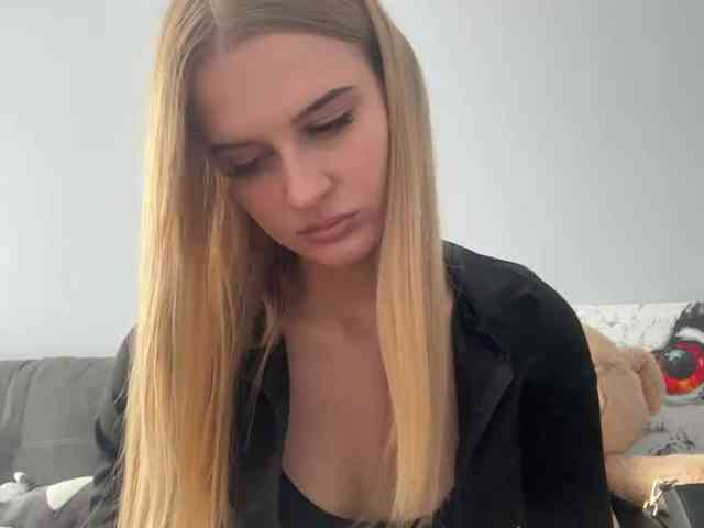 Model: JudieBarkenhagen